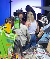 02.jpg