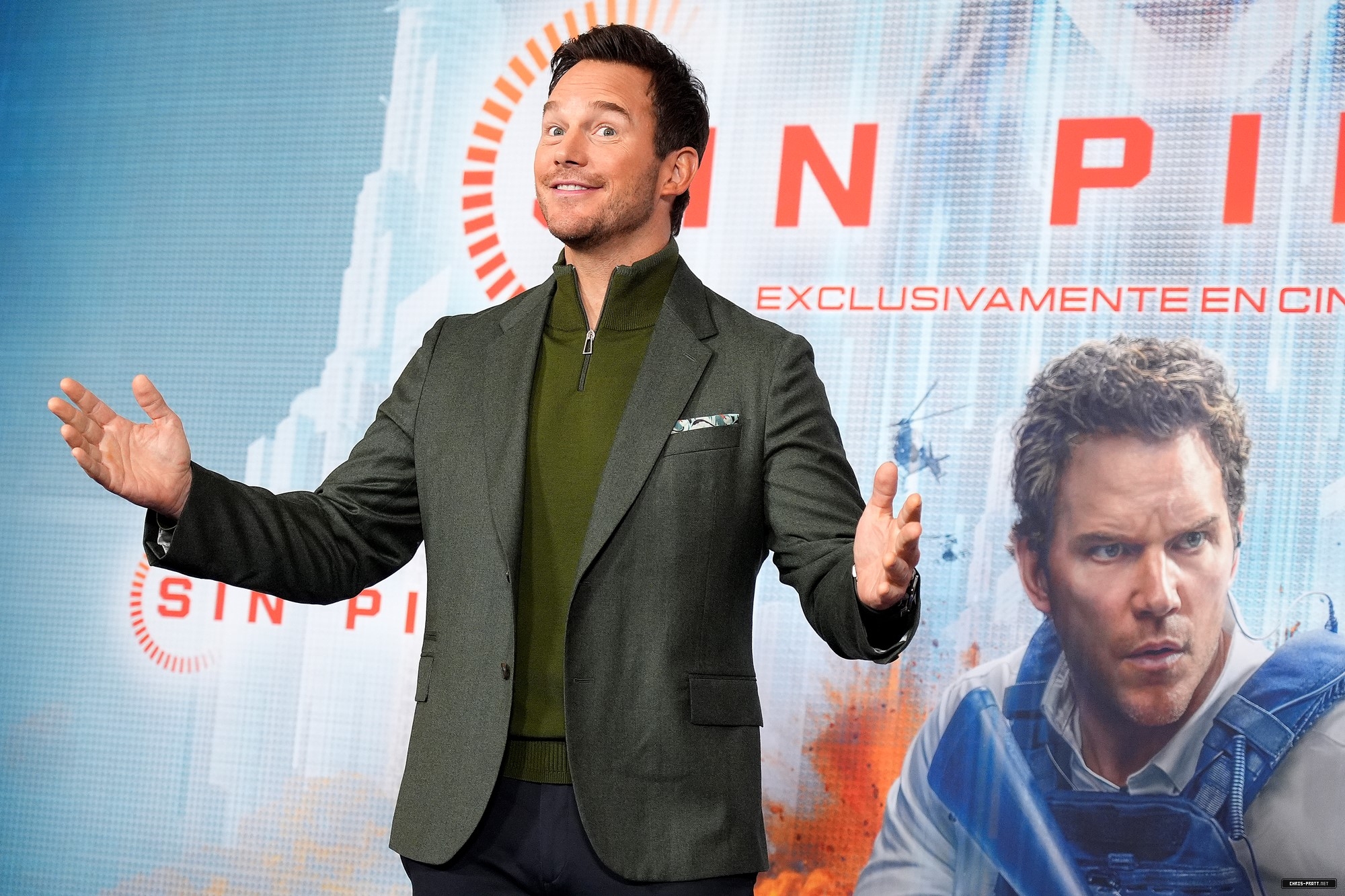 HQ61.jpg HQ61.jpg